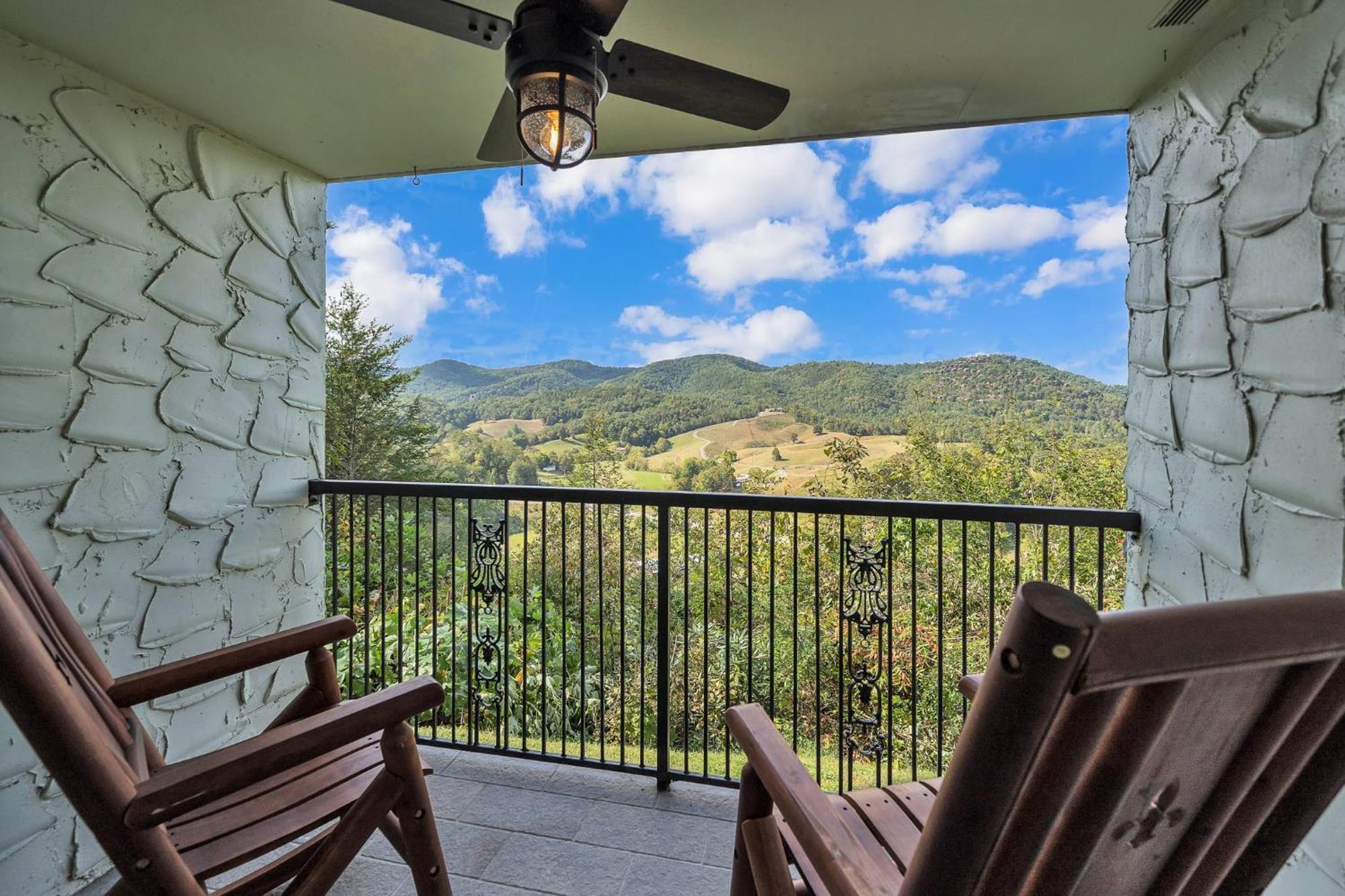 Mountain Views At Dolly'S Castle Unit 2 Lejlighed Sevierville Eksteriør billede